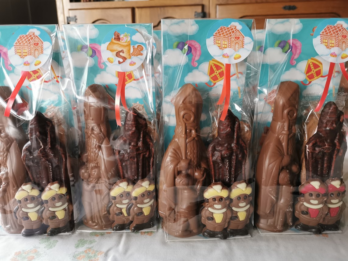 Chocolade Attenties voor sinterklaas het suikerdoosje